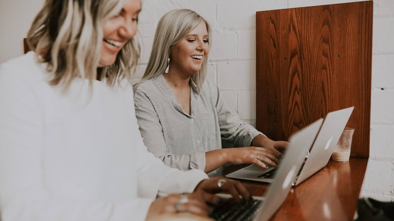 How to buy an Applicant Tracking System featured (1)